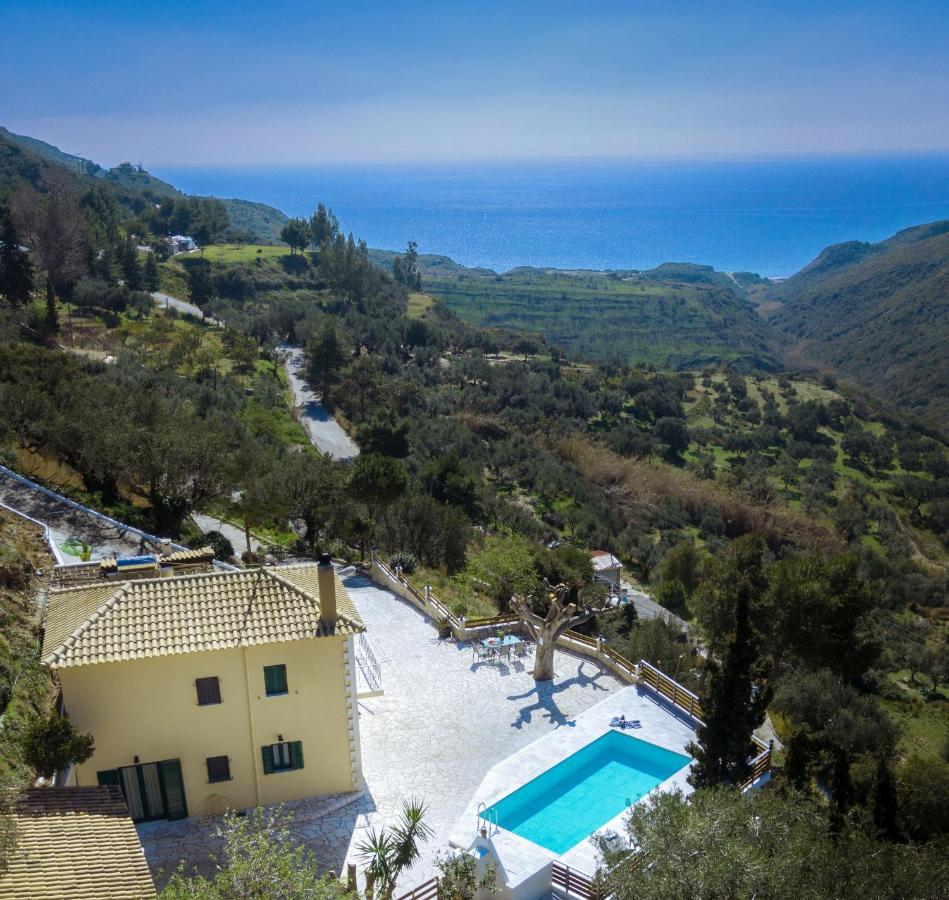 Villa Kanalos - Private Pool & Stunning Views, By Zantewize Kalamákion Buitenkant foto