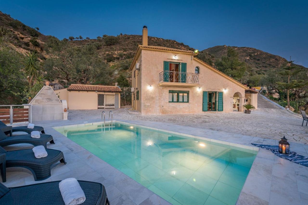 Villa Kanalos - Private Pool & Stunning Views, By Zantewize Kalamákion Buitenkant foto